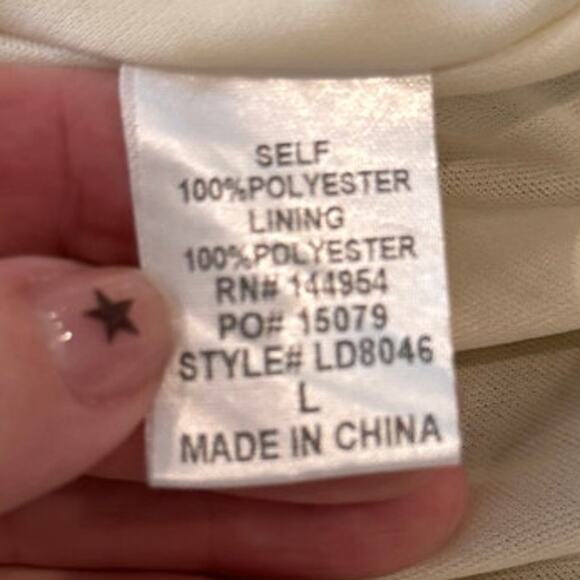 LUXXEL Cheetah Print Blouson Sleeves Tered Smocked Ruffled Mini Dress L Coquette - Picture 5 of 7